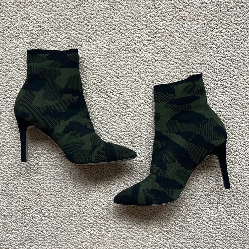 Camo sock boots